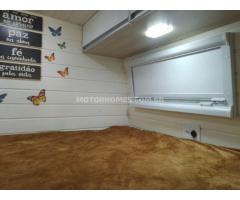 VENDE-SE: Motor Home Agrale Furgovan 6000 - 13