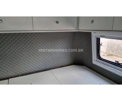 MOTORHOME VOLARE V 5 – Ano 2005 – com portas de acesso a cabina - 10