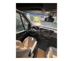 VENDE-SE: Motorhome Santo Inácio 7.3 - 12